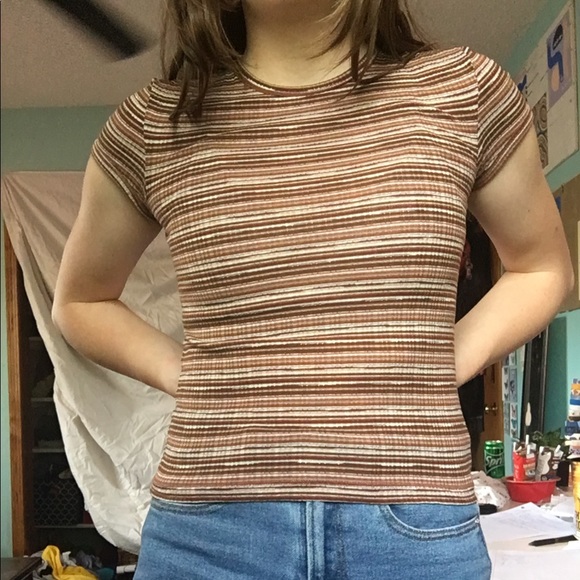 Brown Urban Outfitters short sleeved shirt - Picture 6 of 6